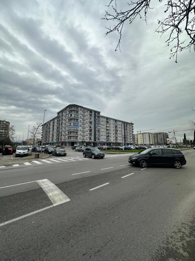 Irina Centre Apartment Podgoriţa Exterior foto
